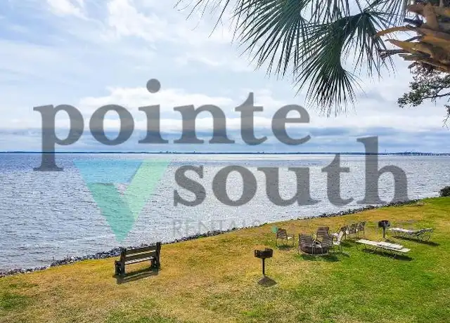 Property at 710 Scenic Hwy, Pensacola, FL, 32503, 2 beds, 2 baths, [object Object]
