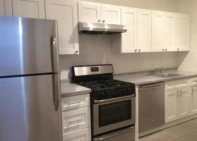 Property at 275 Webster Ave #2, Jersey City, NJ, 07307, 2 beds, 1 bath, [object Object]