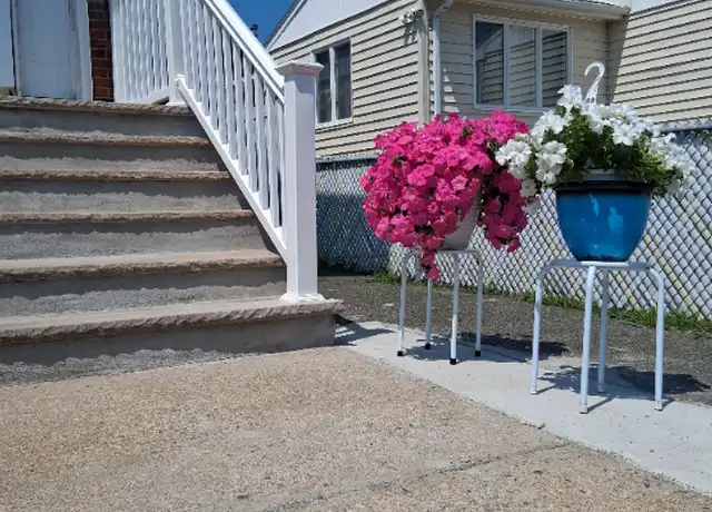 Property at 120 Newman St Unit 1, Revere, MA, 02151, 2 beds, 1 bath, [object Object]