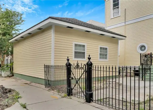 Property at 1104 Third St Unit 1F, New Orleans, LA, 70130, 0 beds, 1 bath, [object Object]