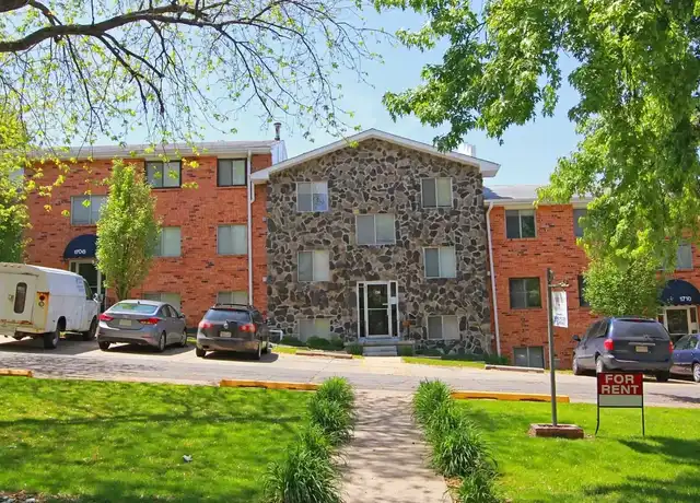Property at Kingston Court Apartments - 1704 N 73rd St, Omaha, NE, 68114, 1 bed, 1 bath, [object Object]