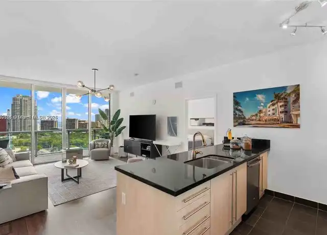 Property at 79 SW 12th St Unit 2204S, Miami, FL, 33130, 2 beds, 2 baths, [object Object]