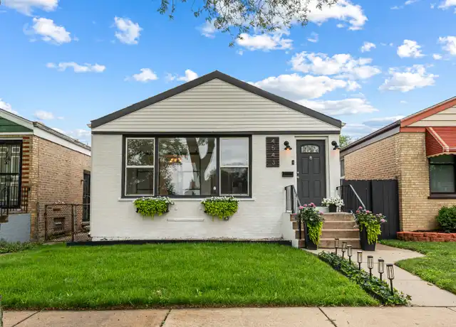 Property at 4543 S LeClaire Ave, Chicago, IL, 60638, 3 beds, 2 baths, [object Object]