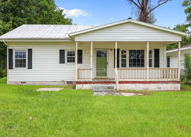 Property at 1230 Burgaw Hwy, Jacksonville, NC, 28540, 3 beds, 1 bath, [object Object]