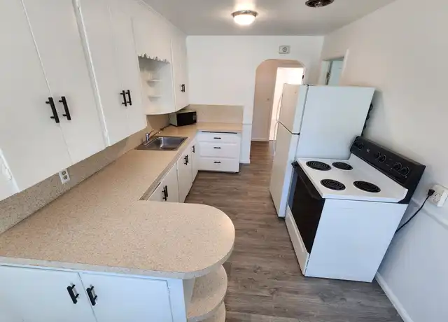 Property at 703 10th St, Idaho Falls, ID, 83404, 1 bed, 1 bath, [object Object]