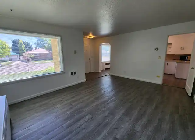 Property at 703 10th St, Idaho Falls, ID, 83404, 1 bed, 1 bath, [object Object]