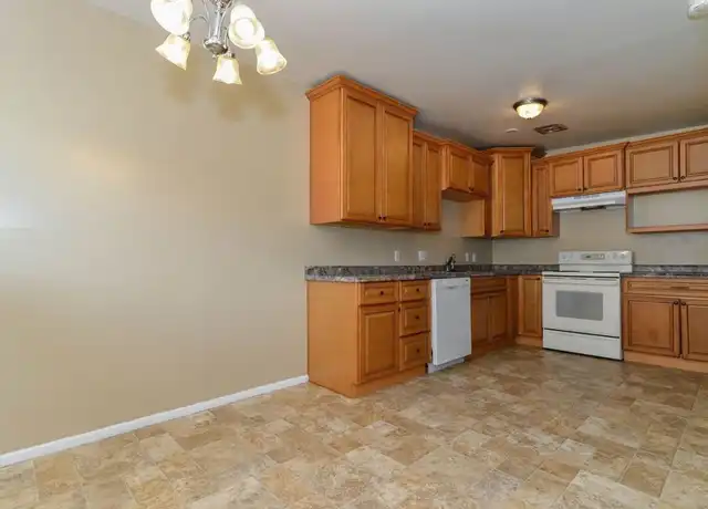 Property at 715 E 700 S, Bountiful, UT, 84010, 2 beds, 1 bath, [object Object]