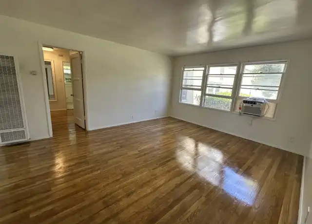 Property at 2451 Silver Lake Blvd, Los Angeles, CA, 90039, 2 beds, 1 bath, [object Object]