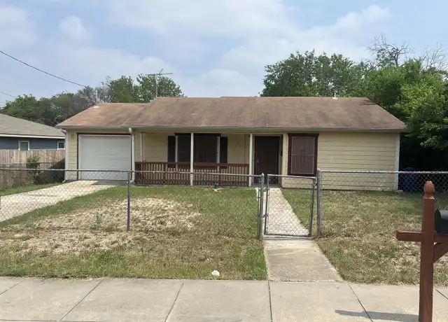 Property at 111 Rene Ave, San Antonio, TX, 78233, 3 beds, 2 baths, [object Object]
