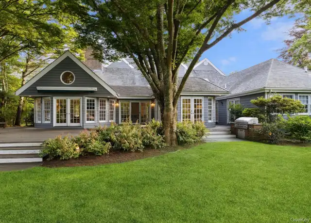 Property at 62 Beach Ln, Westhampton Beach, NY, 11978, 4 beds, 4.5 baths, [object Object]