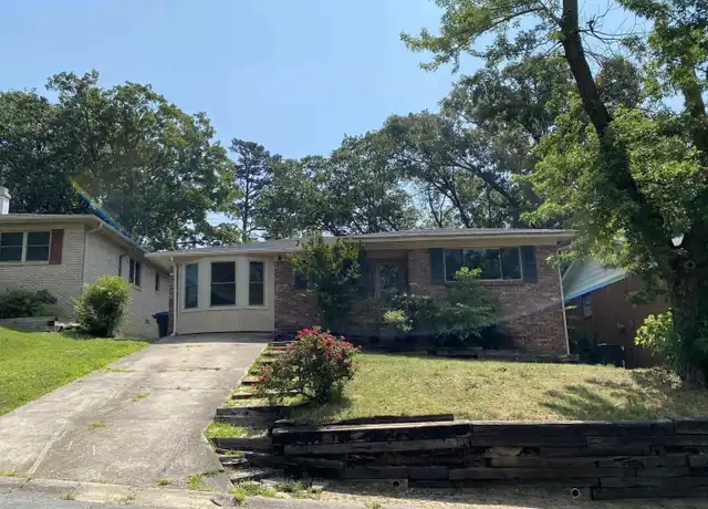 Property at 1109 Mellon St, Little Rock, AR, 72207, 4 beds, 2 baths, [object Object]