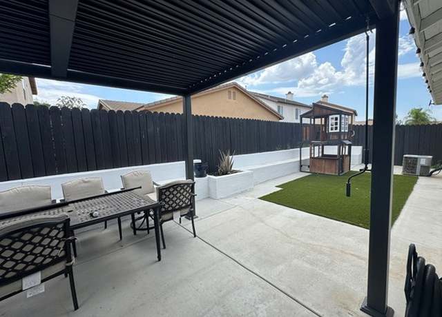 Photo of 1517 Marigold Dr, Perris, CA 92571