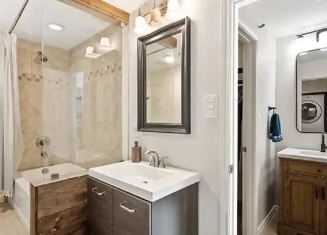 Property at 1010 Allen St Unit 1814, Dallas, TX, 75204, 2 beds, 2 baths, [object Object]