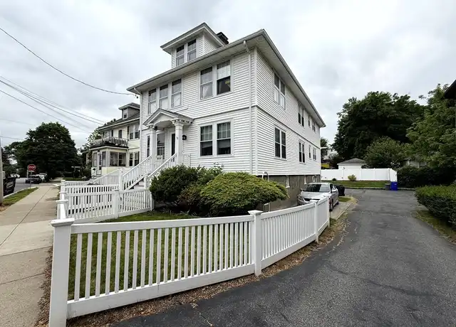 Property at 78 Hunnewell Ave Unit 1, Brighton, MA, 02135, 3 beds, 1 bath, [object Object]