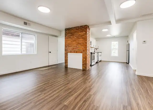 Property at 102 Beltzhoover Ave Unit Top, Pittsburgh, PA, 15210, 2 beds, 1 bath, [object Object]