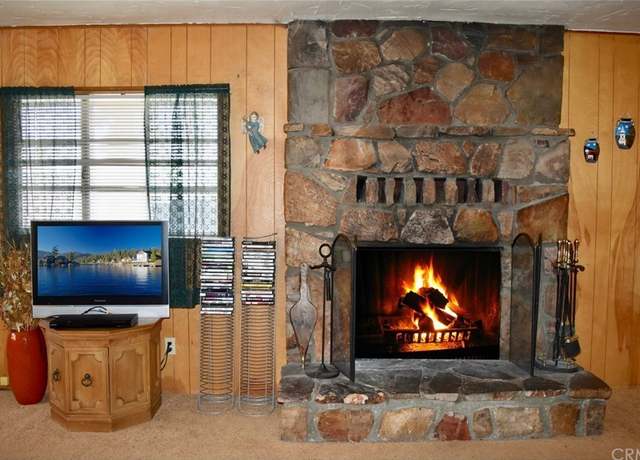 Photo of 545 Wanita Ln, Big Bear Lake, CA 92315