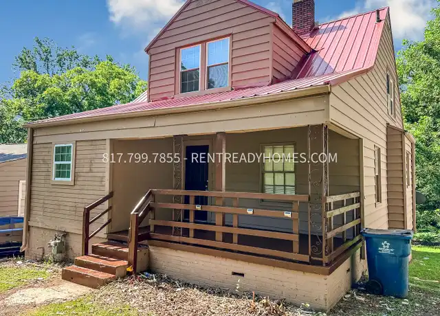 Property at 605 7th Ave, Midfield, AL, 35228, 4 beds, 2 baths, [object Object]