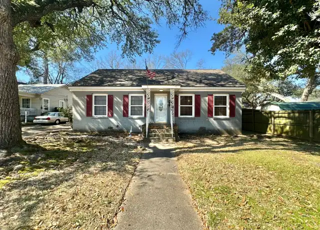 Property at 1309 Roberts Ave, Tyler, TX, 75701, 3 beds, 2 baths, [object Object]