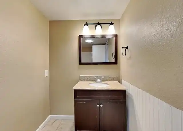Property at 2141 E Broadmor Dr, Tempe, AZ, 85282, 4 beds, 2 baths, [object Object]