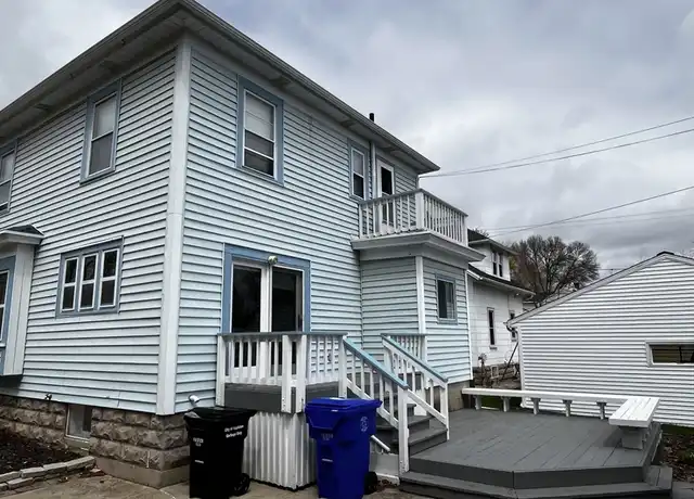 Property at 1420 N Oneida St, Appleton, WI, 54911, 3 beds, 1.5 baths, [object Object]