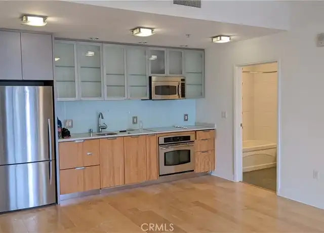 Property at 575 Sixth Ave, San Diego, CA, 92101, 1 bed, 1 bath, [object Object]