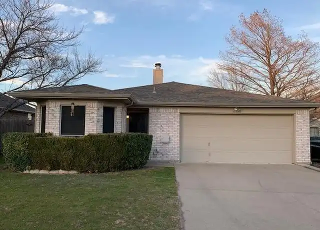 Property at 10220 Maria Dr, Fort Worth, TX, 76108, 3 beds, 2 baths, [object Object]