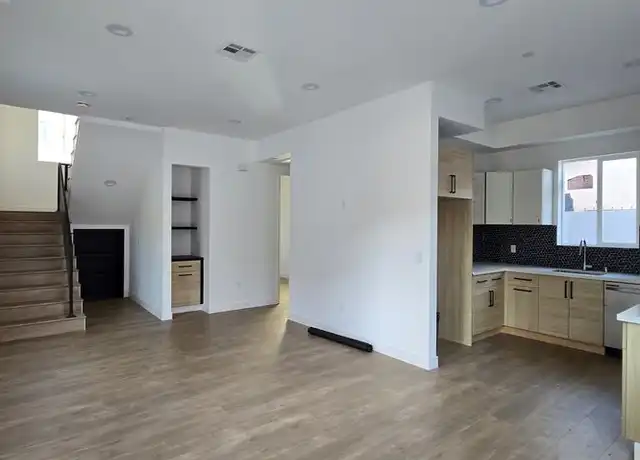 Property at 2109 S West View St, Los Angeles, CA, 90016, 3 beds, 3 baths, [object Object]