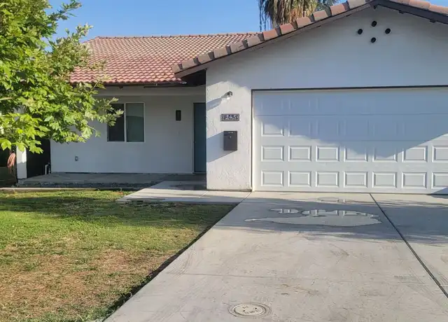 Property at 245 Francis St, Bakersfield, CA, 93308, 3 beds, 2 baths, [object Object]