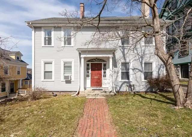 Property at 36 Cedar St Unit 1A, Worcester, MA, 01609, 1 bed, 1 bath, [object Object]