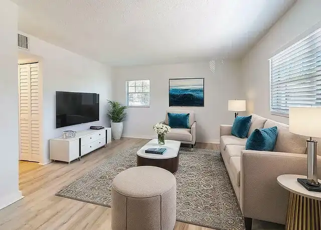 Property at 201 Kost Road - 201 Kost Rd, South Daytona, FL, 32119, 1-2 bed, 1 bath, [object Object]