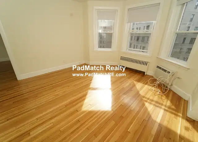 Property at 33 Lancaster Ter Unit 305, Brookline, MA, 02446, 1 bed, 1 bath, [object Object]