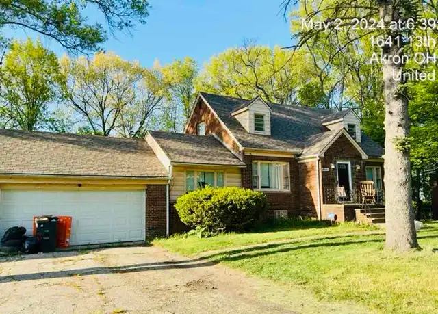 Property at 1641 13th St SW, Akron, OH, 44314, 5 beds, 2.5 baths, [object Object]