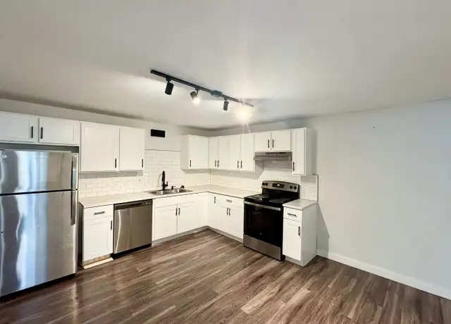 Property at 5269 W Center Ave Unit 5281, Lakewood, CO, 80226, 2 beds, 1 bath, [object Object]