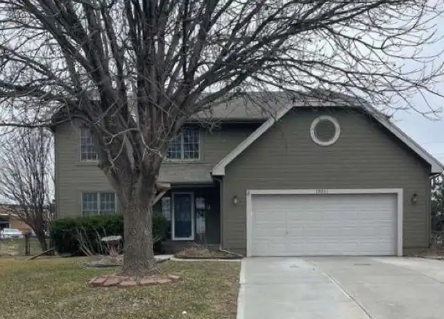 Property at 10011 S 100th Cir, La Vista, NE, 68128, 4 beds, 2.5 baths, [object Object]