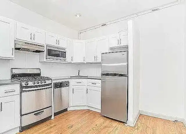 Property at 152 E 22nd St Unit 4C, New York, NY, 10010, 3 beds, 1 bath, [object Object]