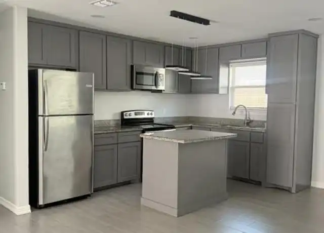 Property at 3921 Las Vistas Ln, Weslaco, TX, 78596, 2 beds, 2 baths, [object Object]