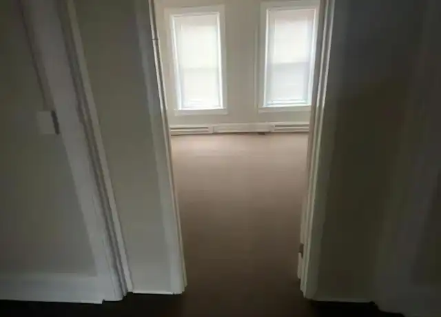 Property at 135 S 5th St #1, Allentown, PA, 18101, 2 beds, 1 bath, [object Object]