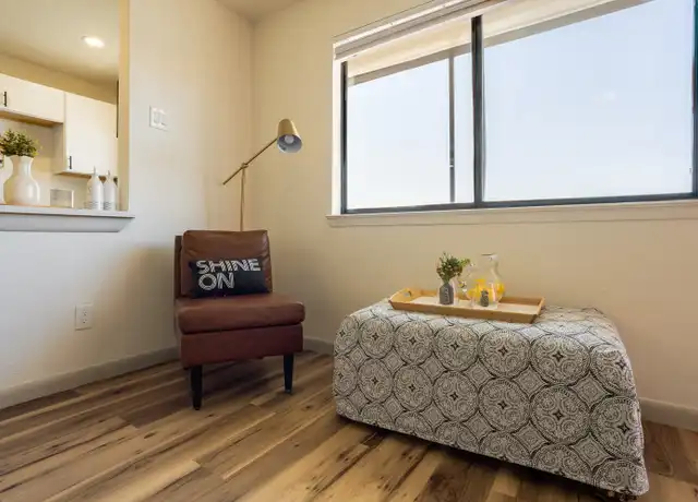 Property at 12001 Menaul Blvd NE Unit 5, Albuquerque, NM, 87112, 1 bed, 1 bath, [object Object]