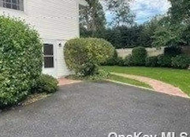 Property at 1 Old Town Ln, Halesite, NY, 11743, 0 beds, 1 bath, [object Object]