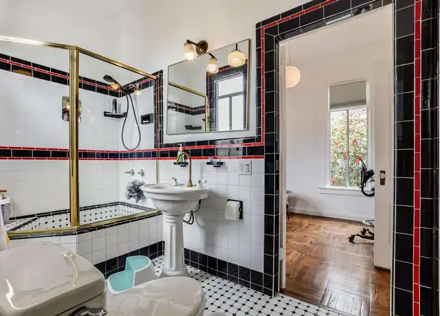 Property at 1439 67th St, Berkeley, CA, 94702, 3 beds, 1 bath, [object Object]