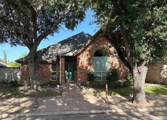 Property at 4900 N 4th St, McAllen, TX, 78504, 2 beds, 2.5 baths, [object Object]