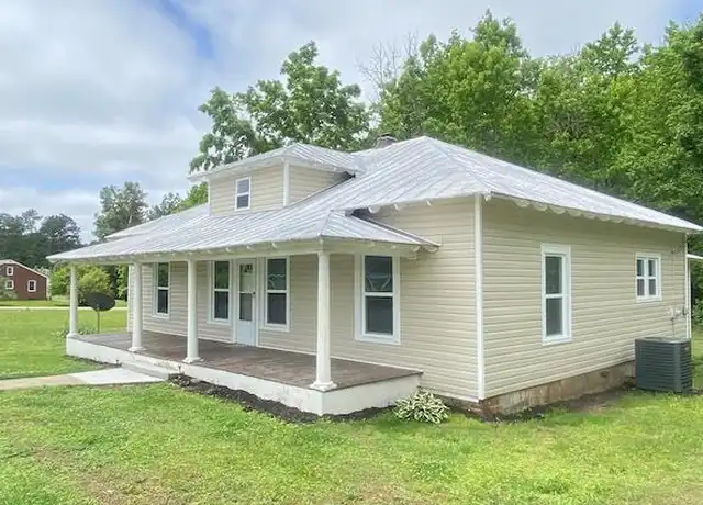 Property at 494 Main St, Brodnax, VA, 23920, 3 beds, 2 baths, [object Object]