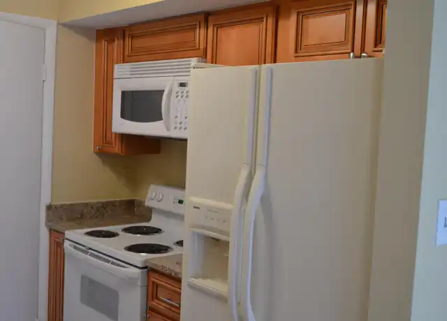 Property at 3812 El Cerrito Pl Unit C, Alexandria, VA, 22309, 2 beds, 2 baths, [object Object]