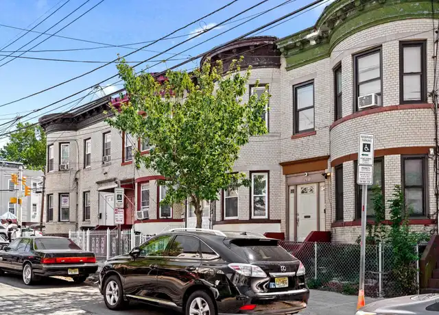 Property at 61 Clendenny Ave Unit 2, Jersey City, NJ, 07304, 2 beds, 1 bath, [object Object]