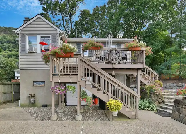 Property at 19 Conger Ave Unit 3, Haverstraw, NY, 10927, 2 beds, 1 bath, [object Object]