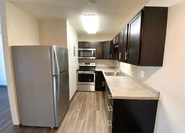Property at 2913 5th St S Unit 208, Moorhead, MN, 56560, 2 beds, 1 bath, [object Object]