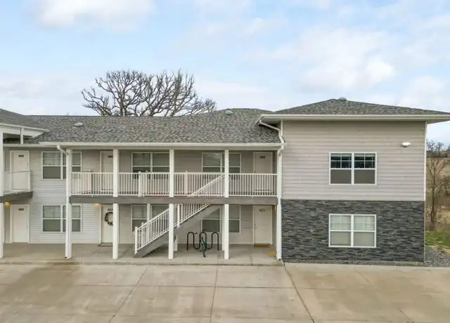 Property at 5113 Devils Glen Rd Unit 205, Bettendorf, IA, 52722, 2 beds, 1 bath, [object Object]