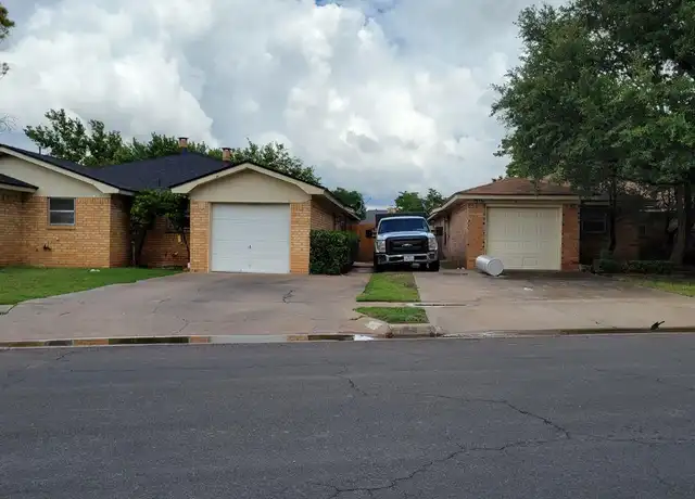 Property at 7509 Avenue U Unit B, Lubbock, TX, 79423, 2 beds, 2 baths, [object Object]