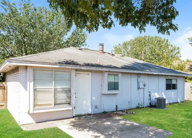 Property at 20406 Oak Limb Ct, Humble, TX, 77338, 3 beds, 2 baths, [object Object]