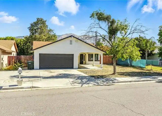 Property at 639 E 5th St, San Jacinto, CA, 92583, 3 beds, 2 baths, [object Object]